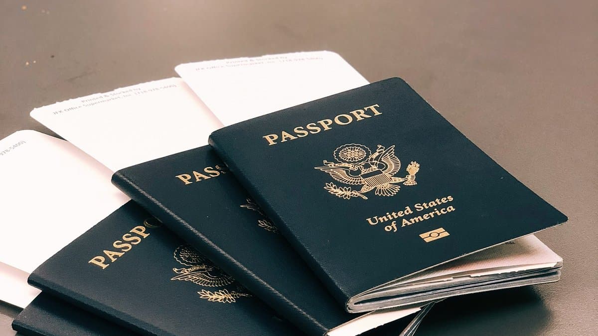 '통제 불능, 시스템 마비' 이민 서비스 '서류 적체' 1,160만 건… 해소에 최소 14개월 이상