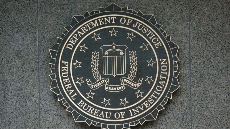 이민 심사 ‘사실상 중단’... 트럼프 행정부, FBI 신원조회 대폭 강화에 '발칵'